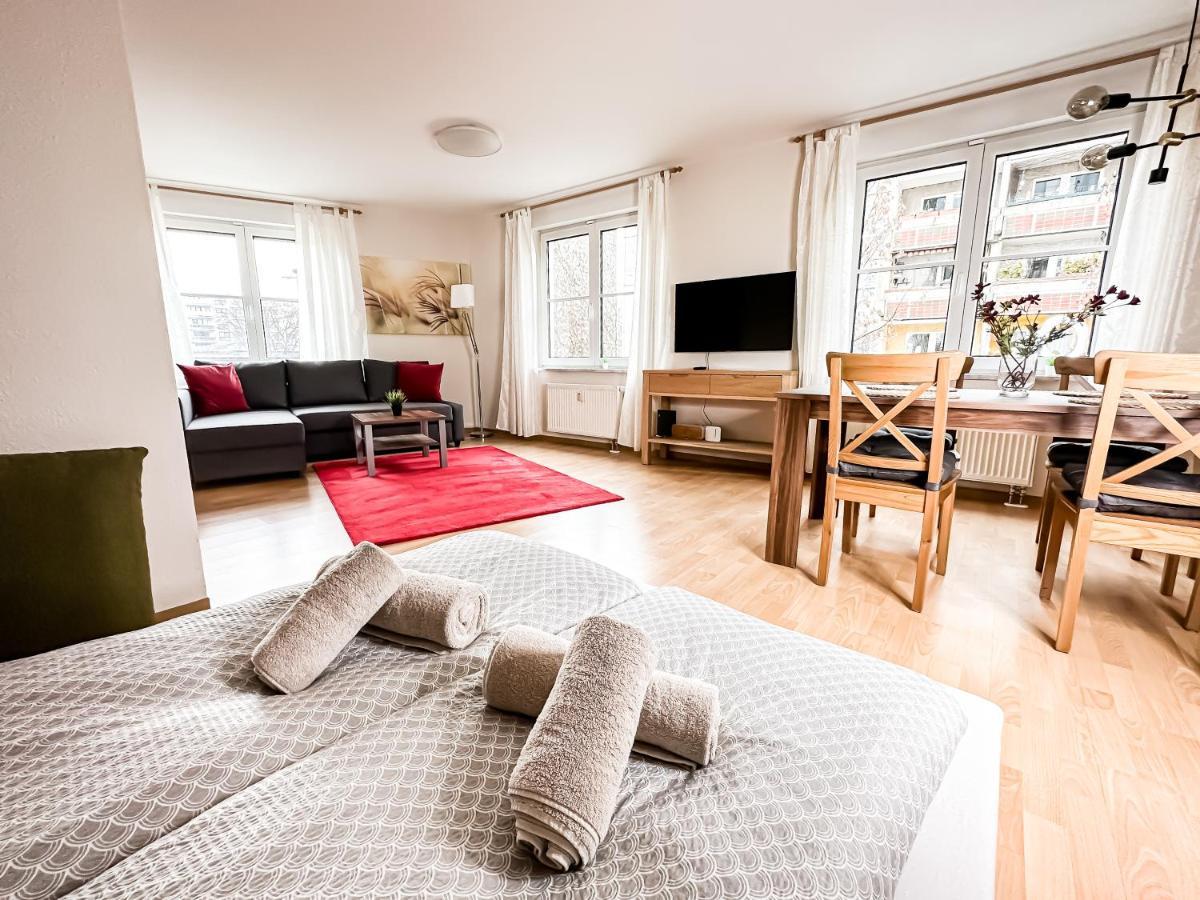 Ambiente-Wohnung - Zentrum Und Park In 5 Minuten Zu Fuss - Parkplatz - Netflix Leipzig Exterior foto